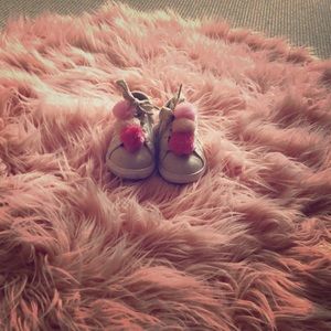 Cat and Jack Pom Pom